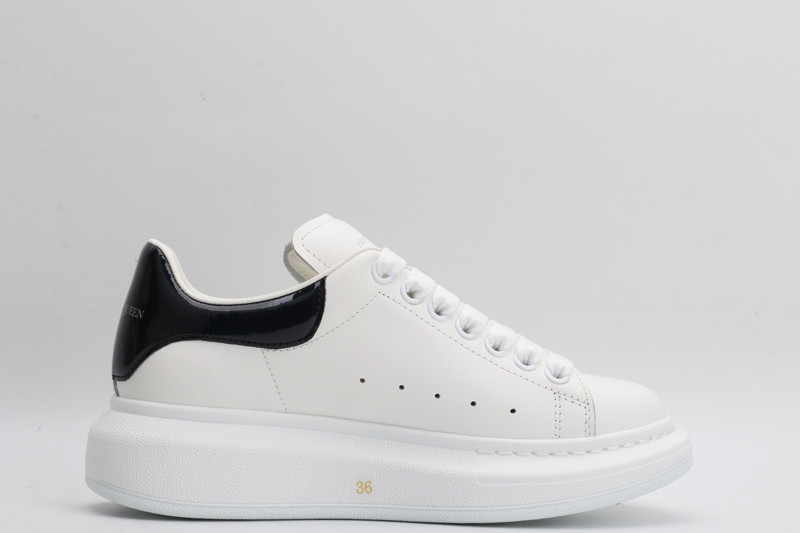 MQ Sneakers