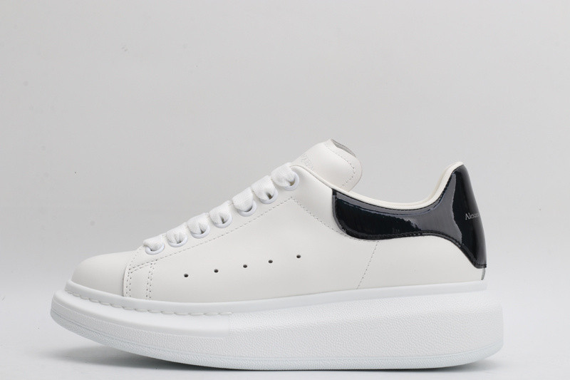 MQ Sneakers
