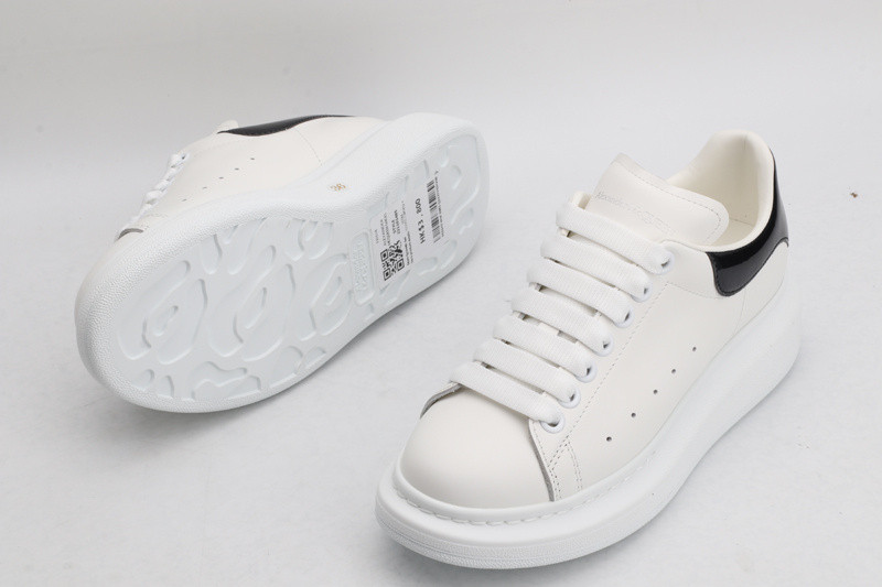 MQ Sneakers