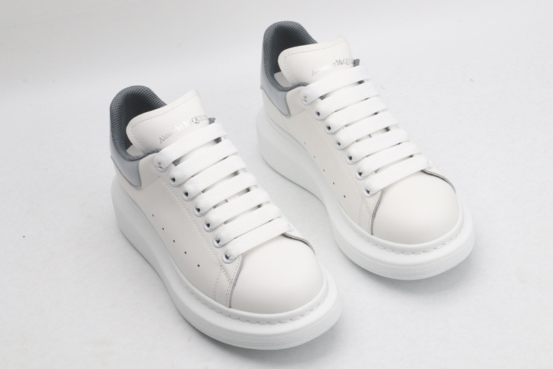MQ Sneakers