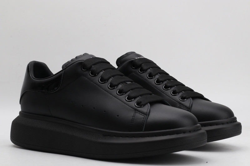 MQ Sneakers