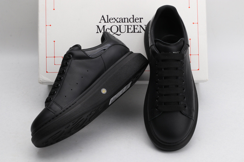 MQ Sneakers