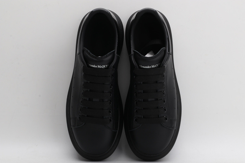 MQ Sneakers