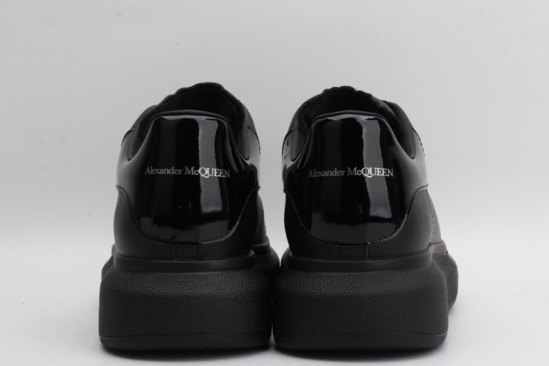 MQ Sneakers