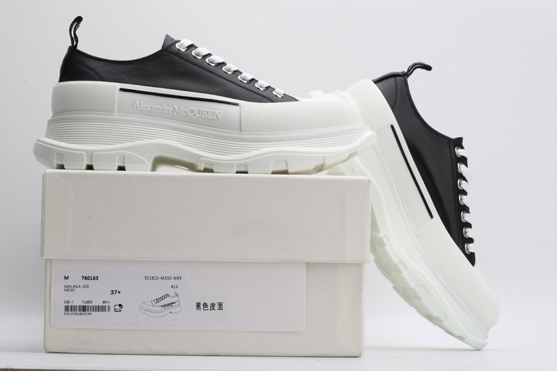 MQ Sneakers