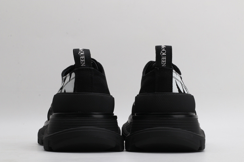MQ Sneakers