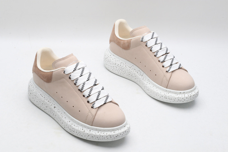 MQ Sneakers