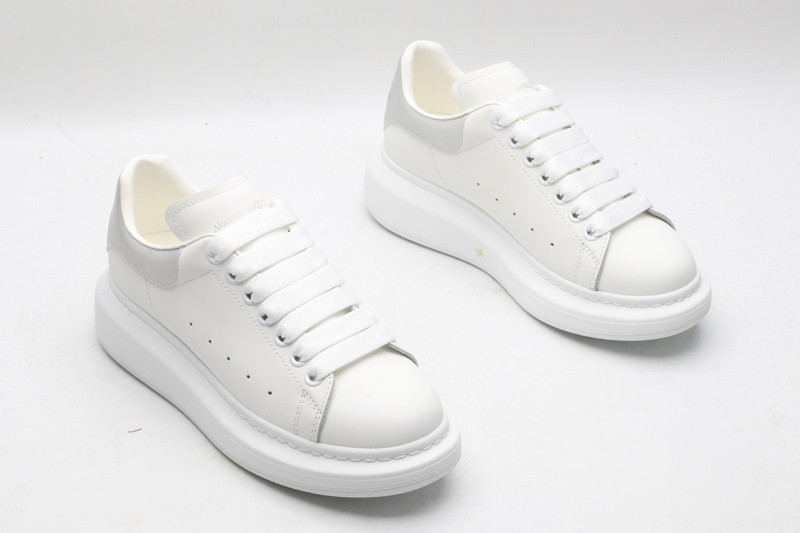 MQ Sneakers