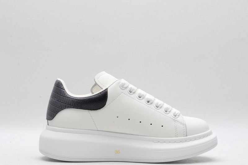 MQ Sneakers