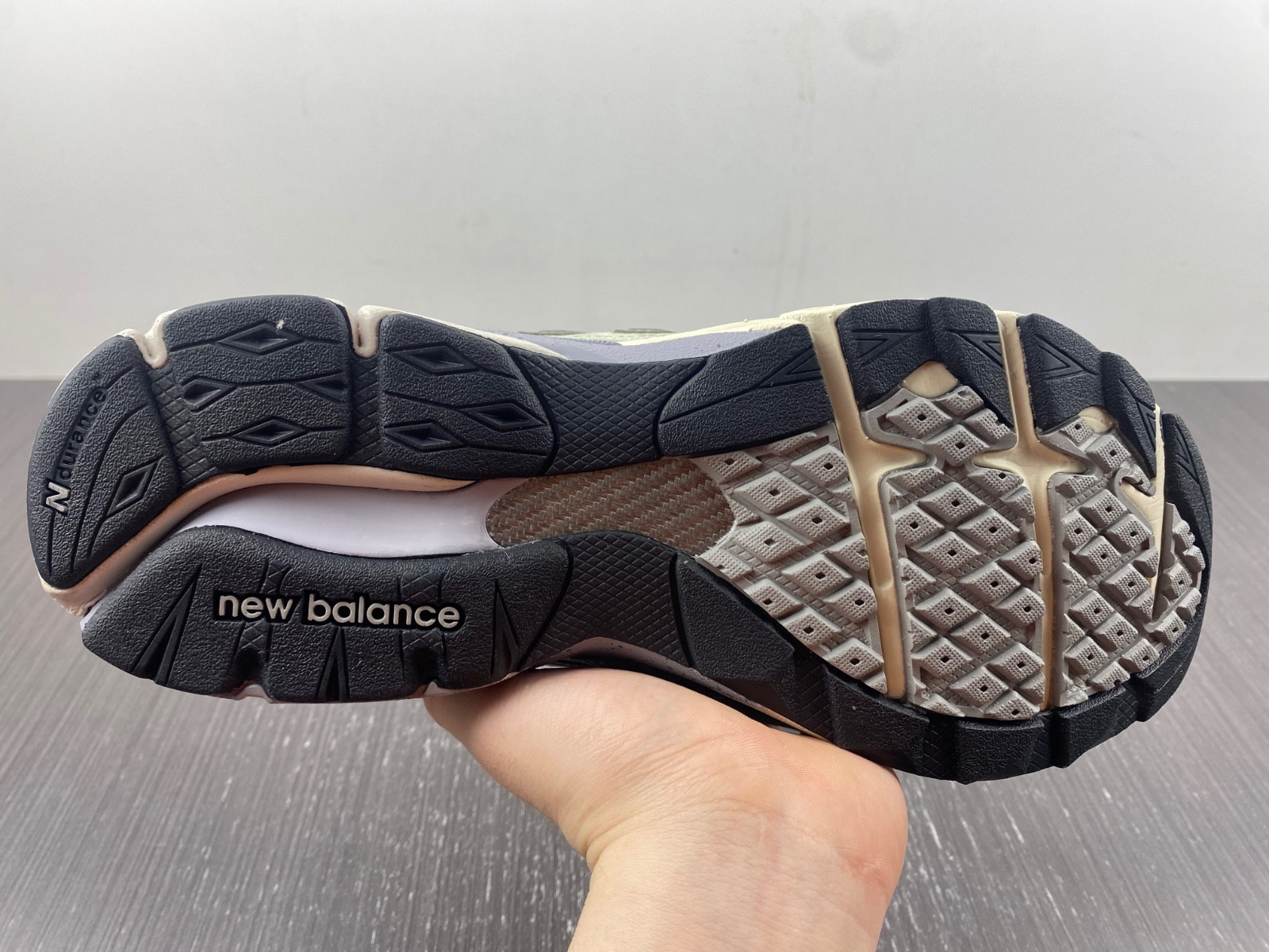 Patta x New Balance 990v3