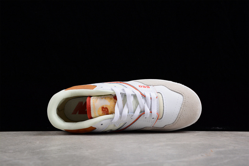 NEW Balan* Sneakers