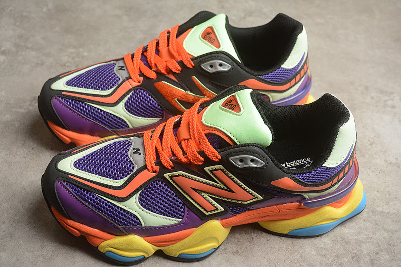 NEW Balan* Sneakers