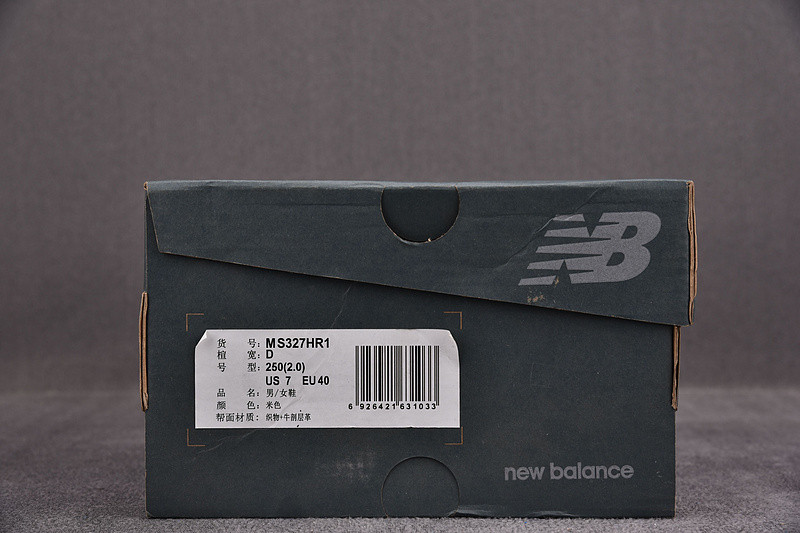 NEW Balan* Sneakers