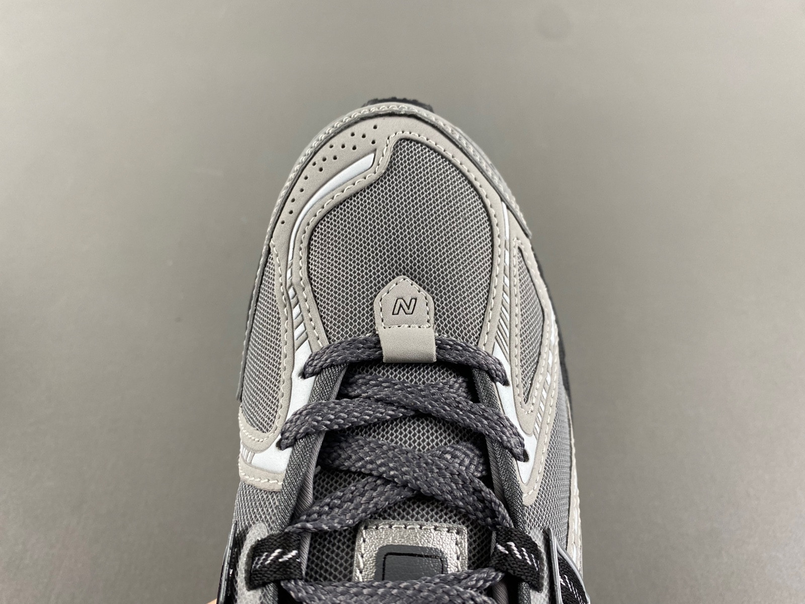 New Balance 1906R
