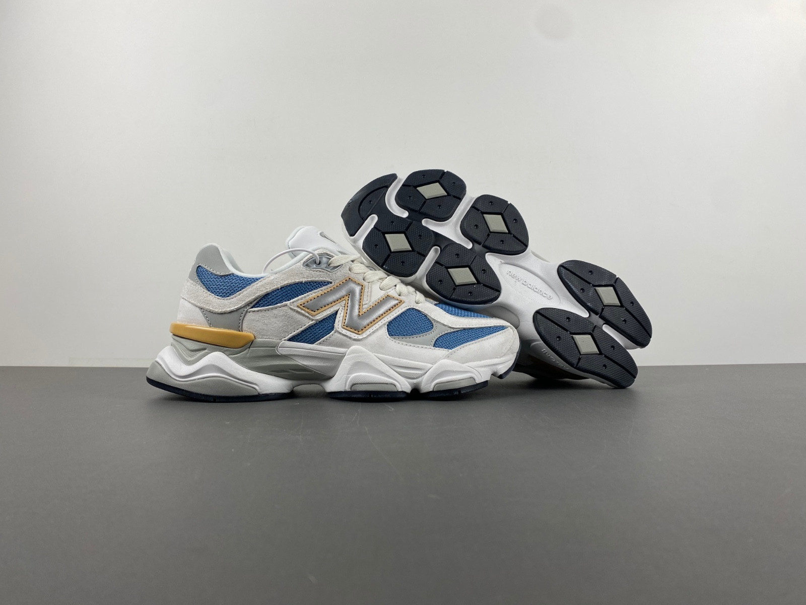 New Balance 9060 U9060FM