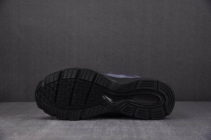 NEW Balan* Sneakers