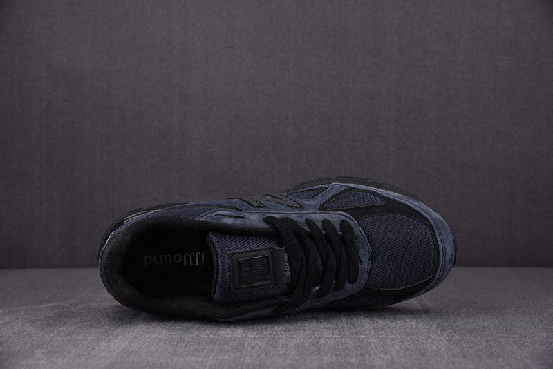 NEW Balan* Sneakers