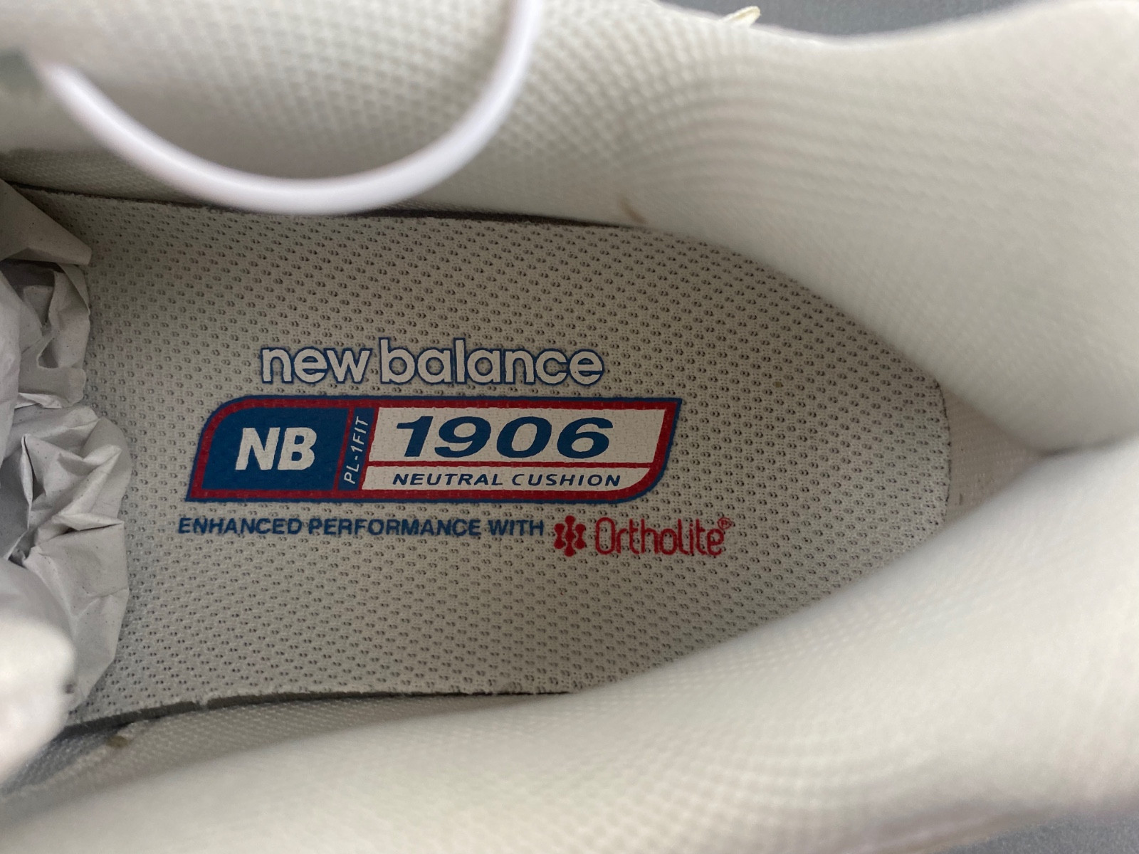 New Balance M1906AB