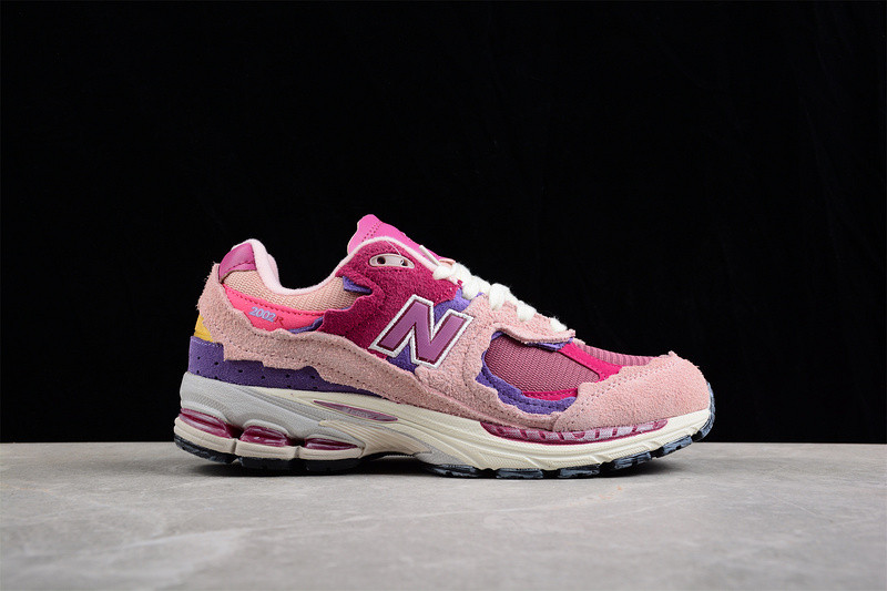 NEW Balan* Sneakers