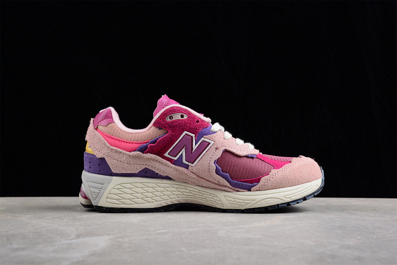 NEW Balan* Sneakers