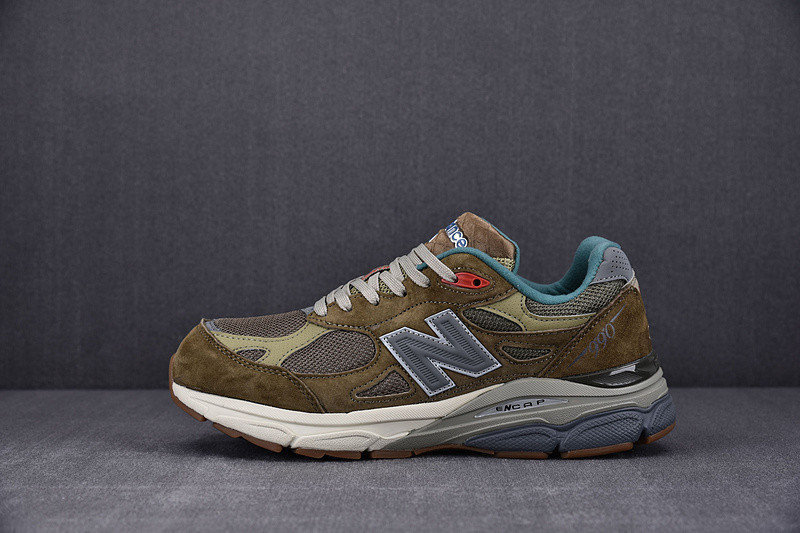 NEW Balan* Sneakers
