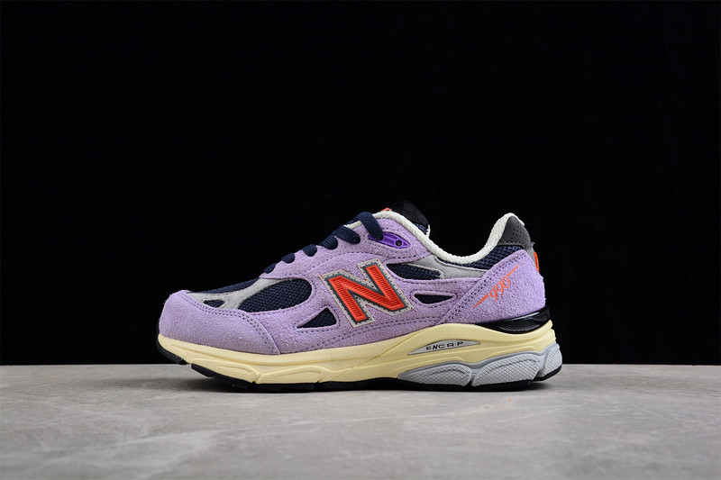 NEW Balan* Sneakers