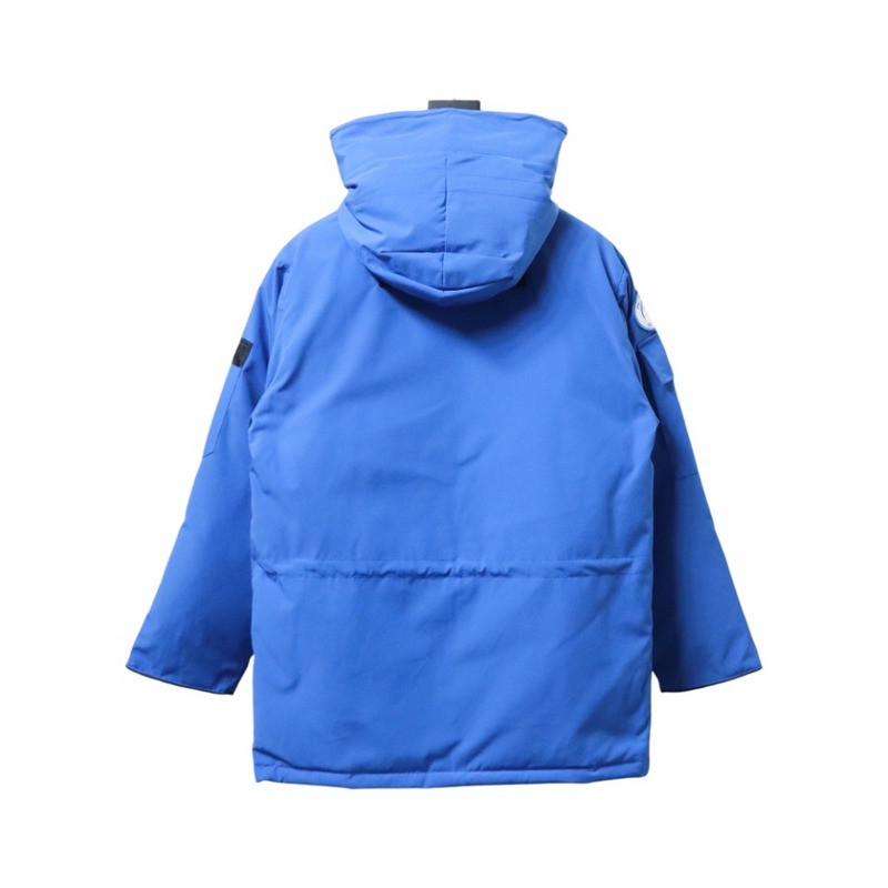 Can*a Go*e coat