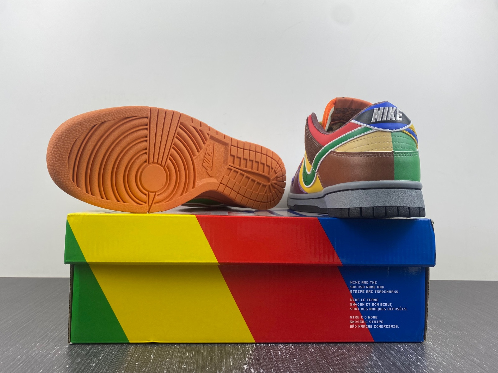 Nike Dunk Low DH0952-100-01