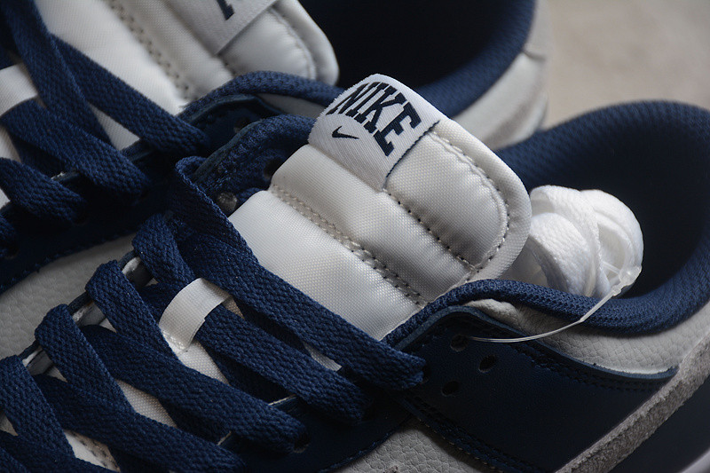 Nike Dunk Low “Midnight Navy” FD9749-400