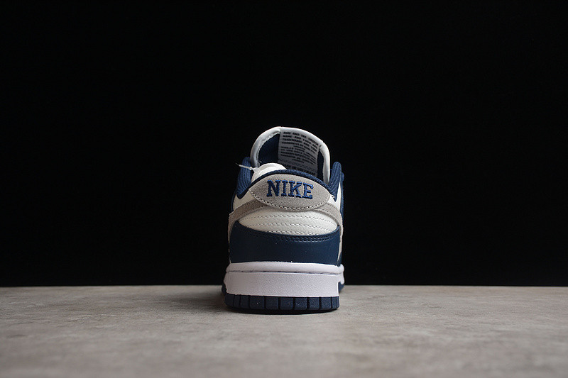 Nike Dunk Low “Midnight Navy” FD9749-400