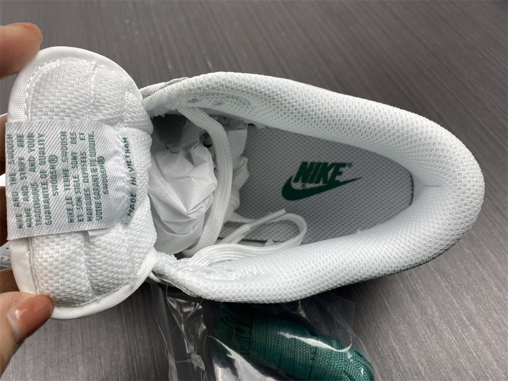 Nike Dunk Low WMNS “Green Noise” DD1503-112