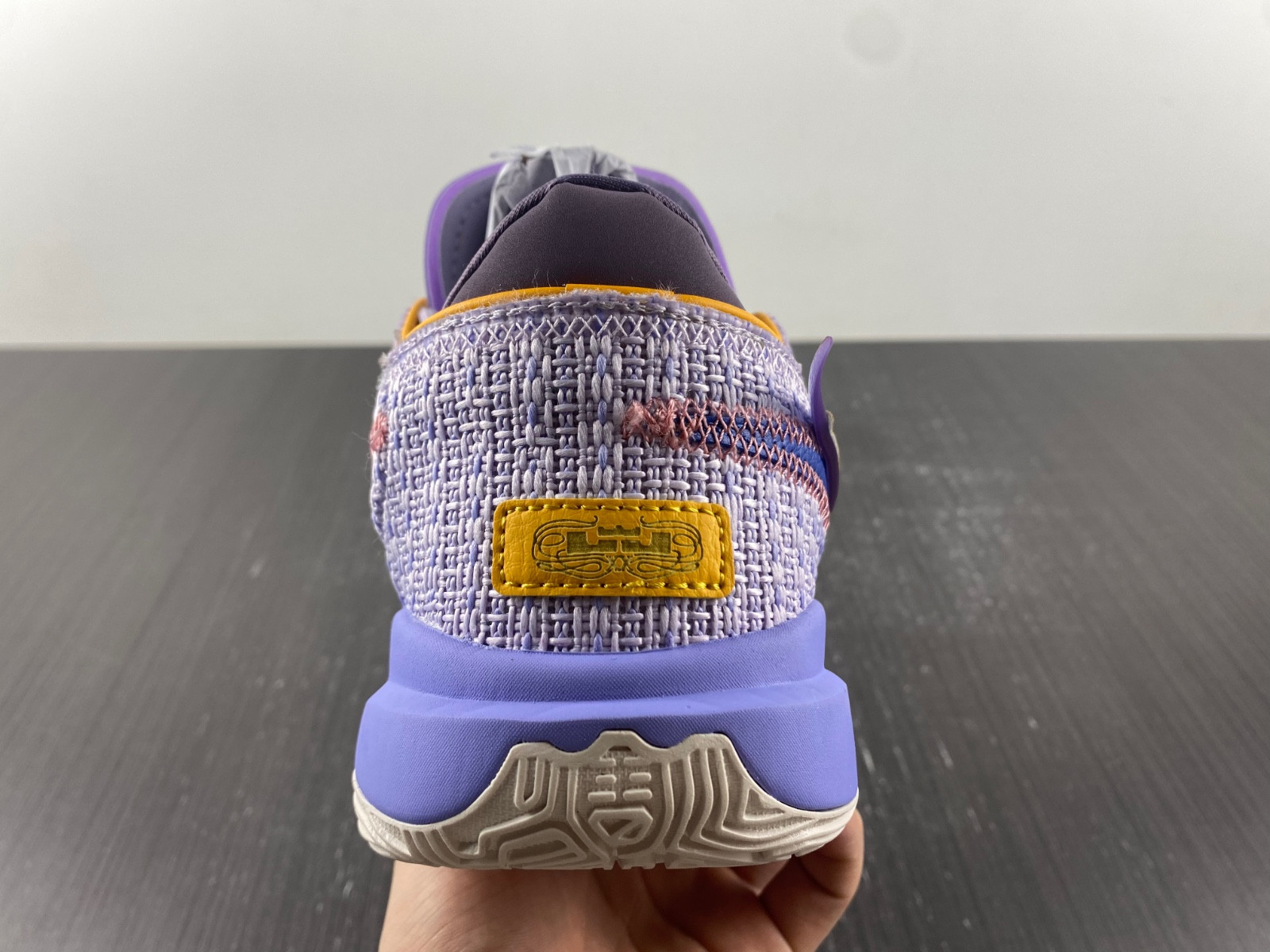Nike LeBron 20 Violet Frost DJ5422-500