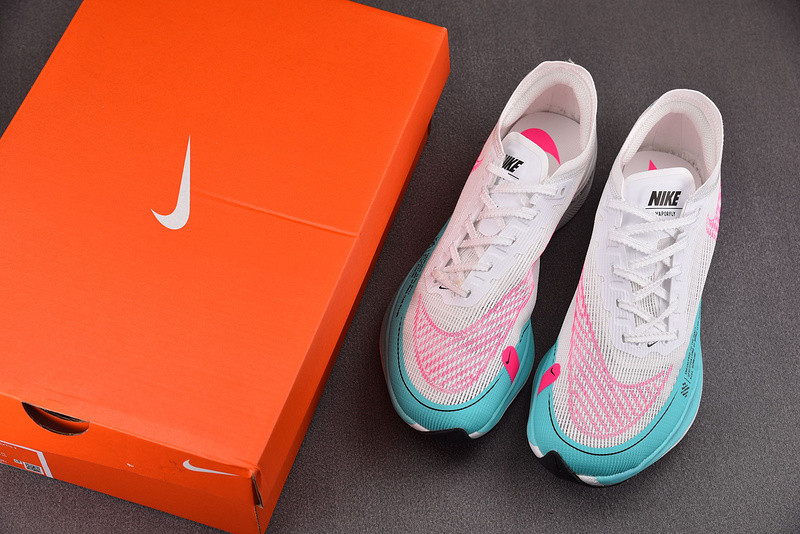 NK ZoomX Vaporfly Next% 2 CU4111-101