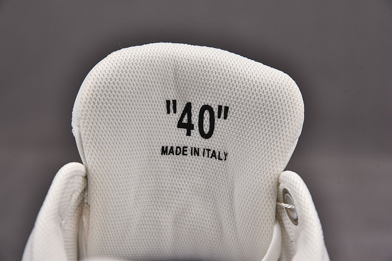 OF GYM Sneakers