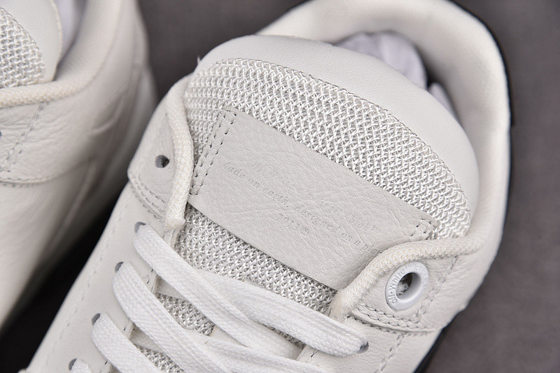 OF GYM Sneakers