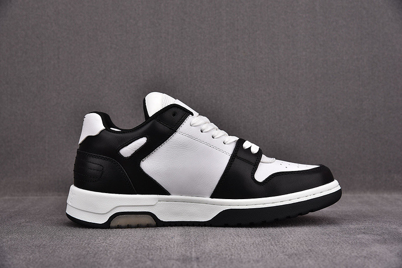 OF GYM Sneakers