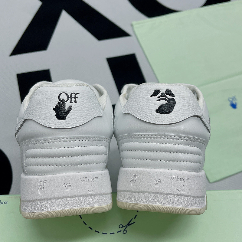 OF GYM Sneakers