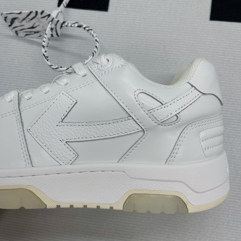 OF GYM Sneakers