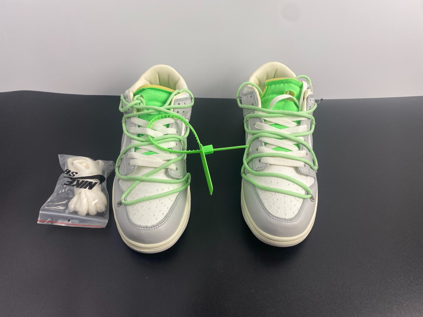 OF x Nike SB Dunk Low Lot 1 DM1602-108