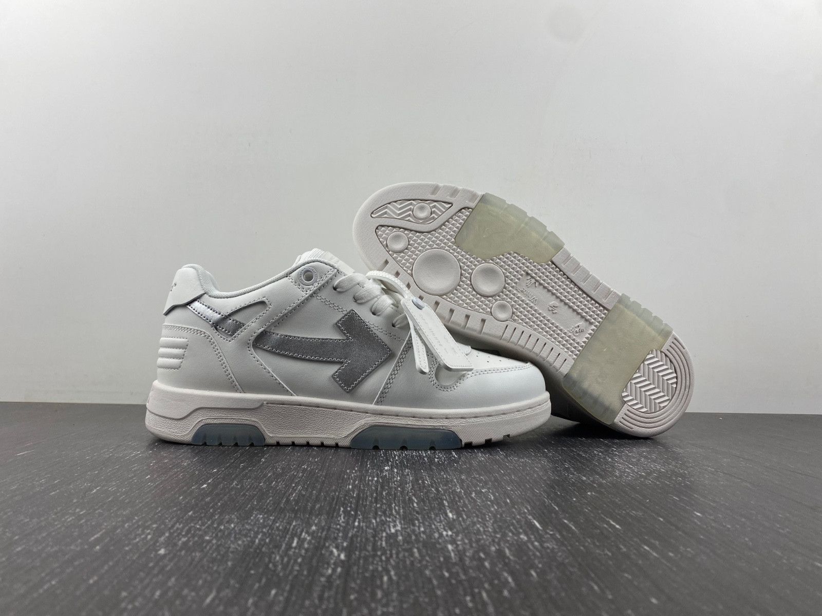 Off White GYM Sneaker