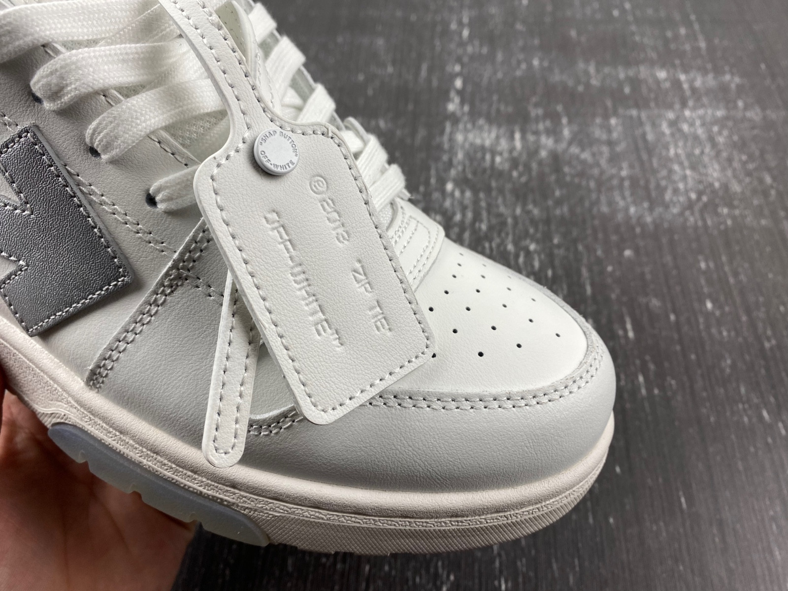 Off White GYM Sneaker