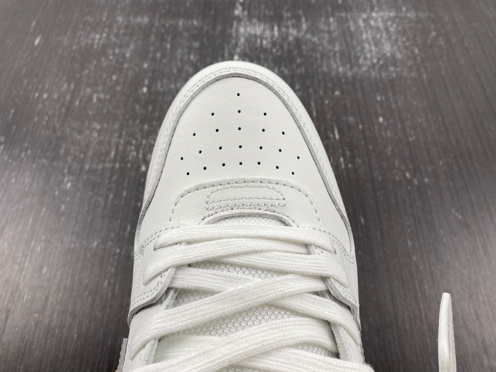 Off White GYM Sneaker