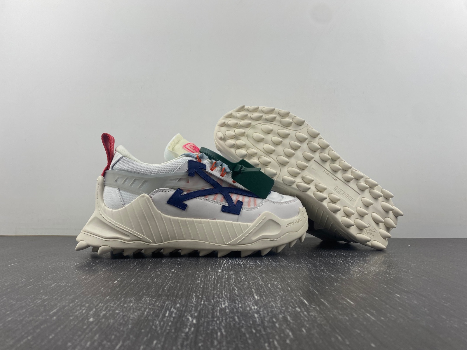 Off White ODSY-1000 Sneaker