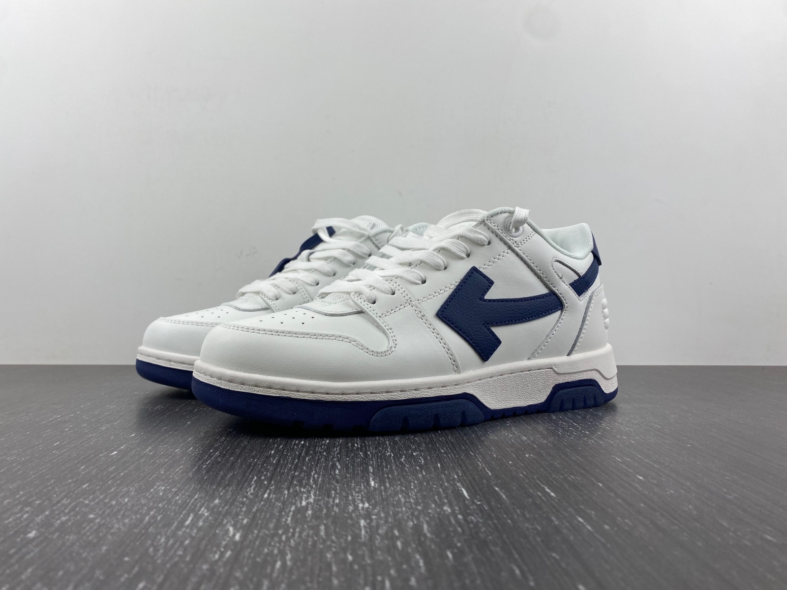 Off White GYM Sneaker