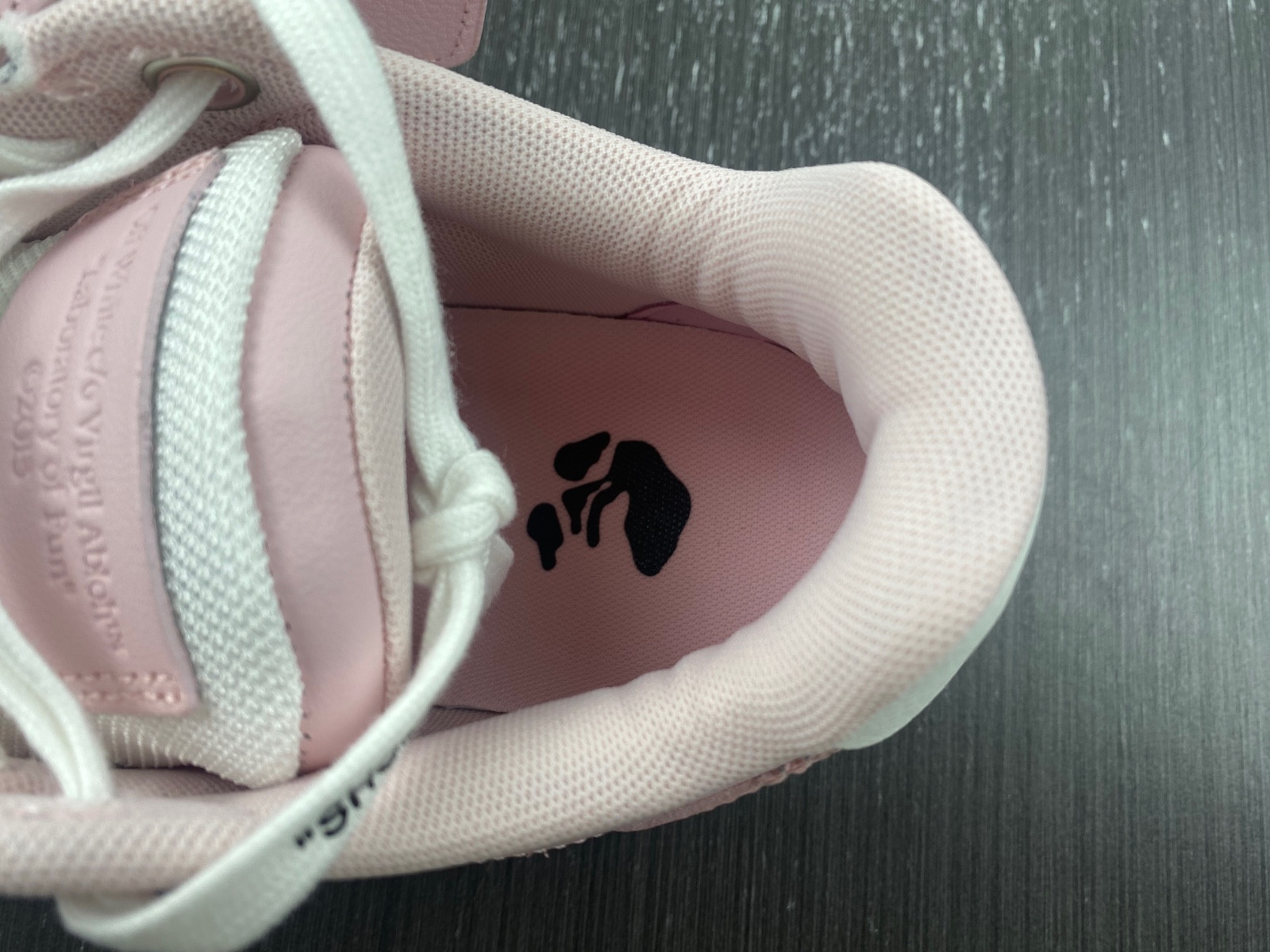 Off White GYM Sneaker