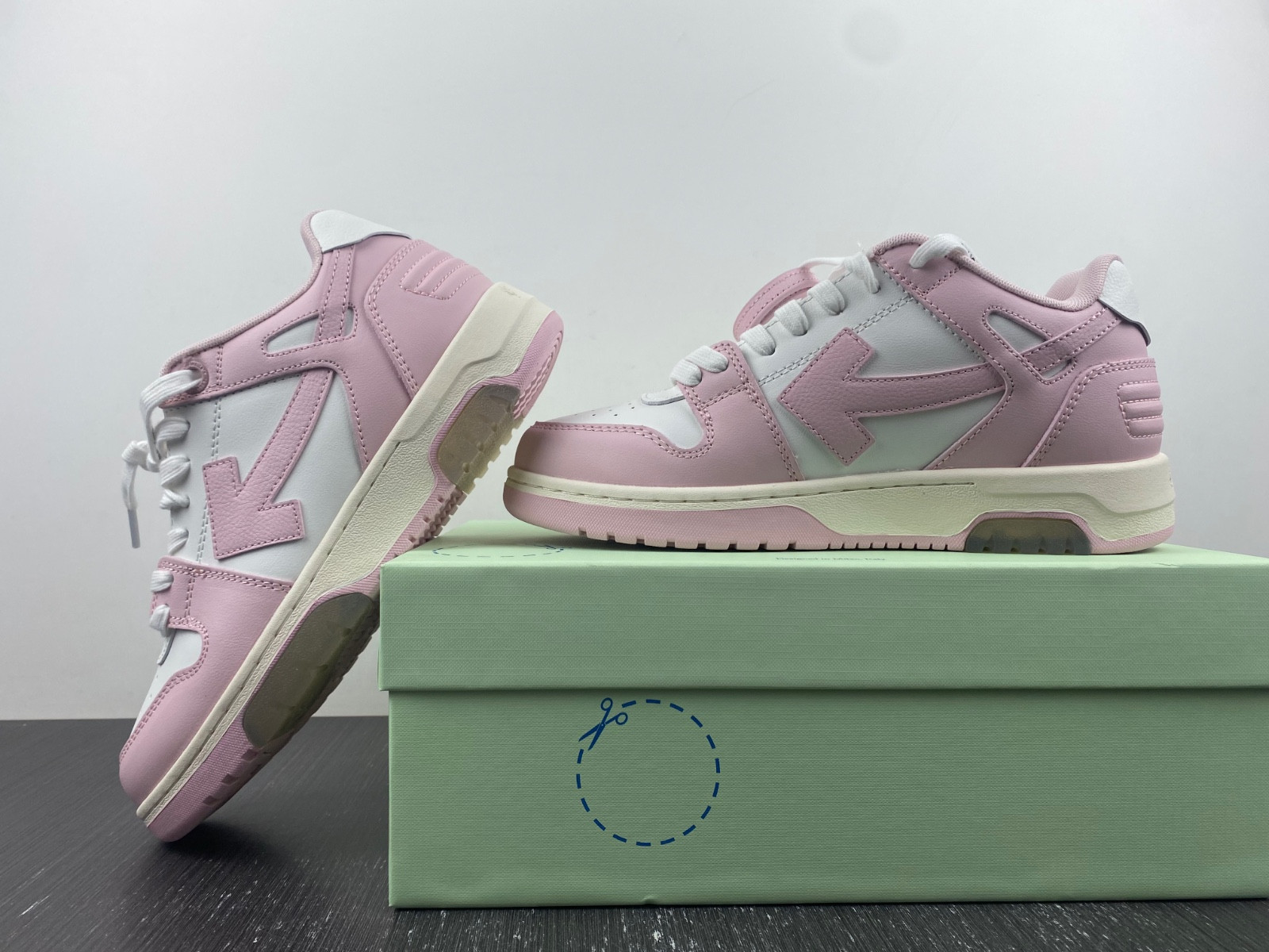 Off White GYM Sneaker