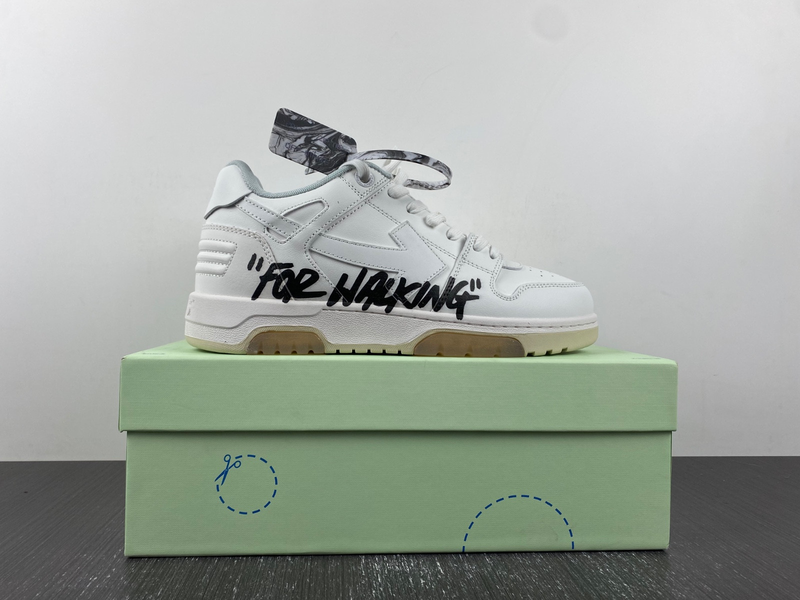 Off White GYM Sneaker