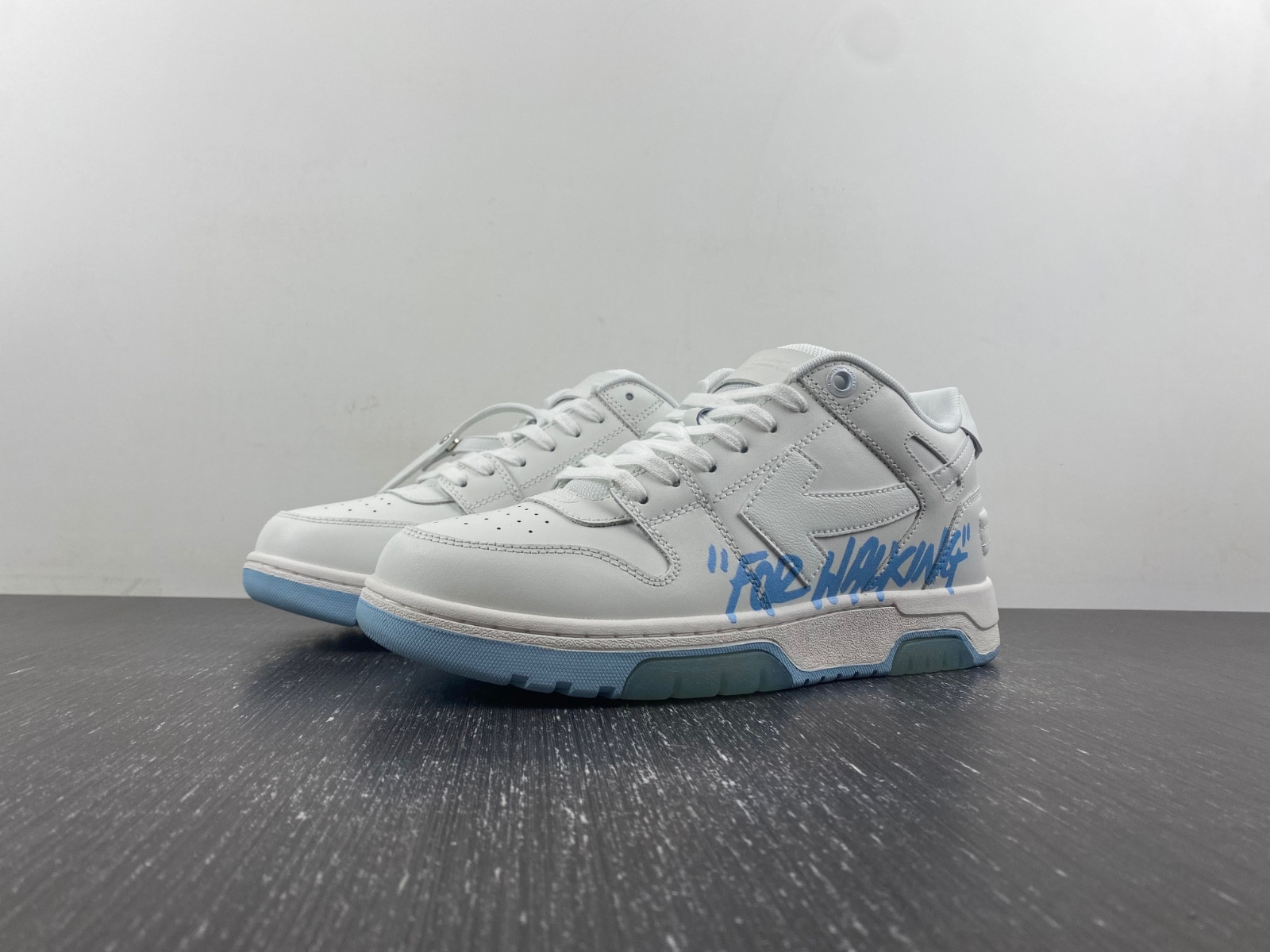 Off White GYM Sneaker
