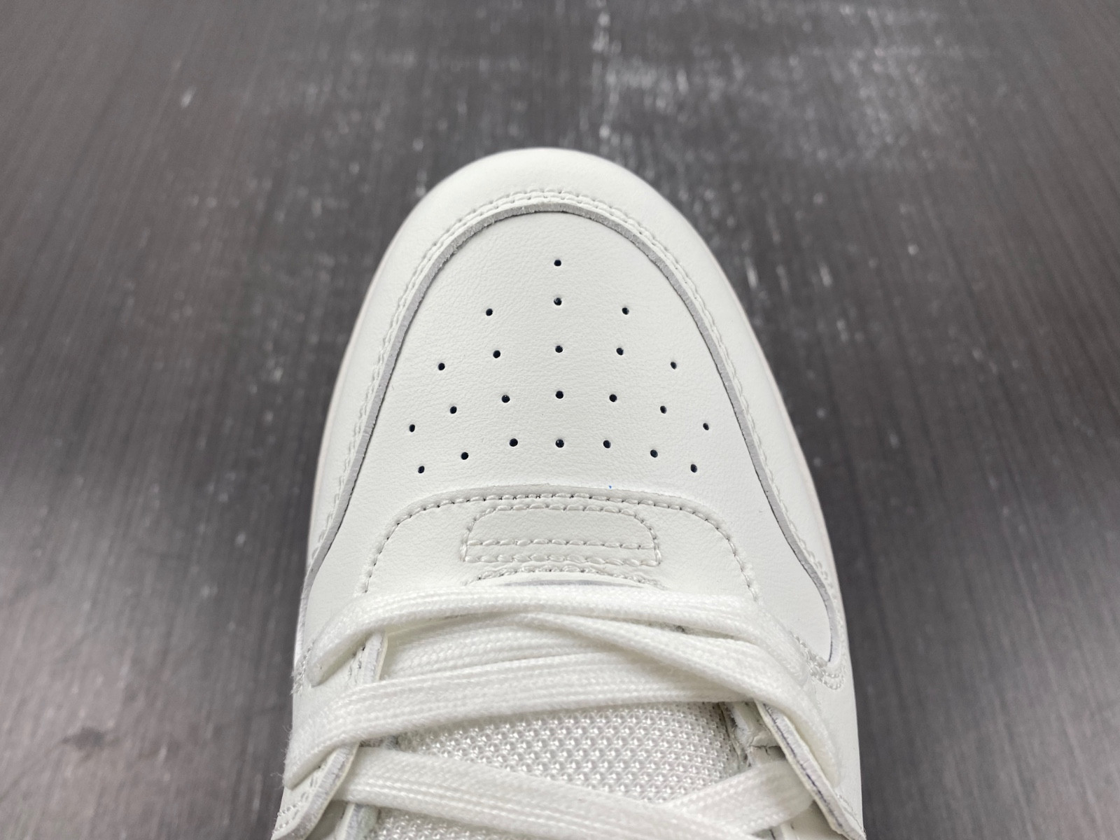 Off White GYM Sneaker