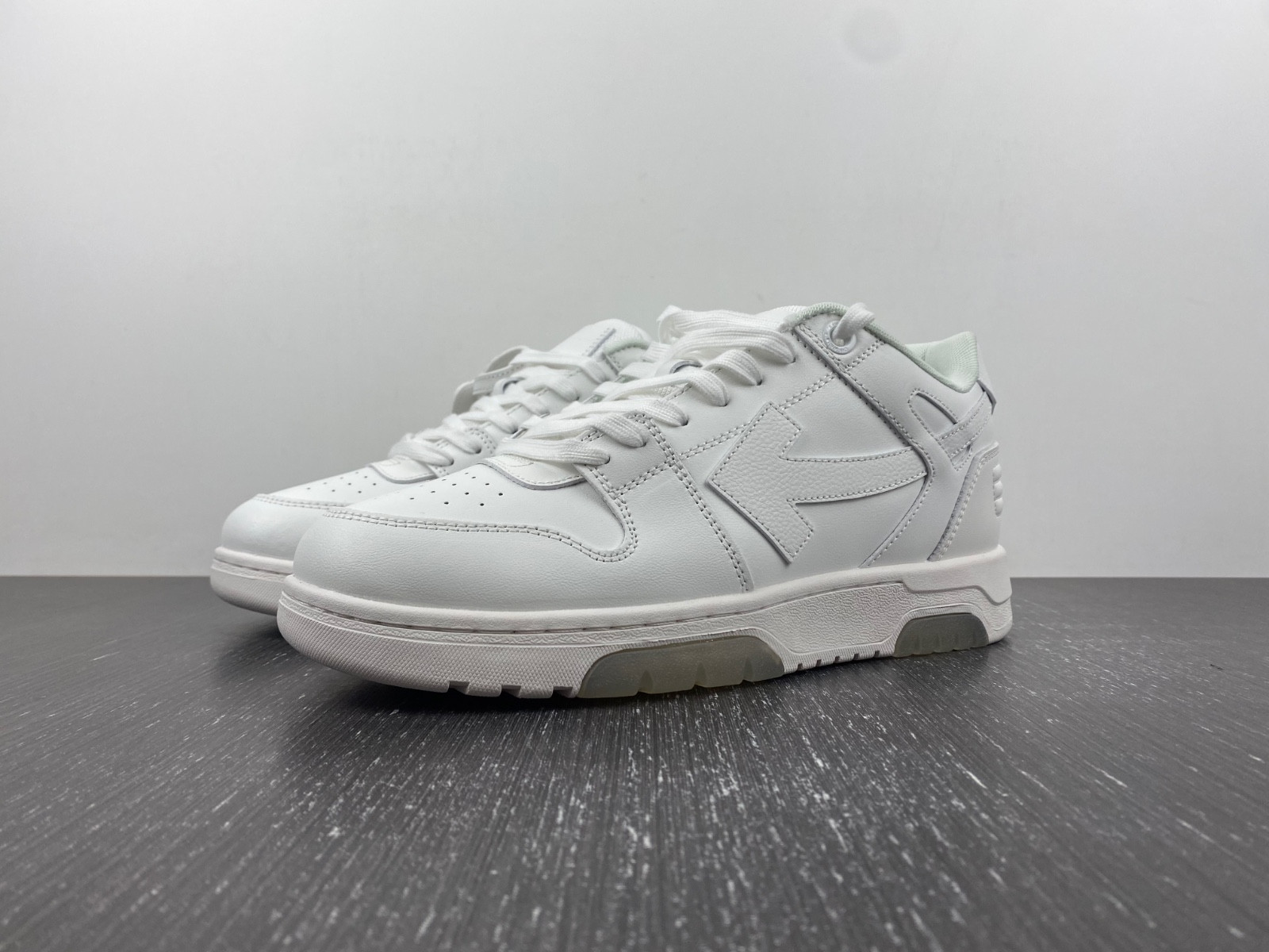 Off White GYM Sneaker